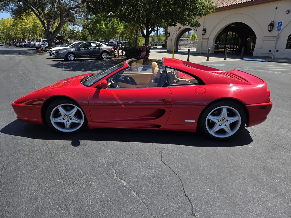 1997 Ferrari F355 GTS - Image 2 of 31