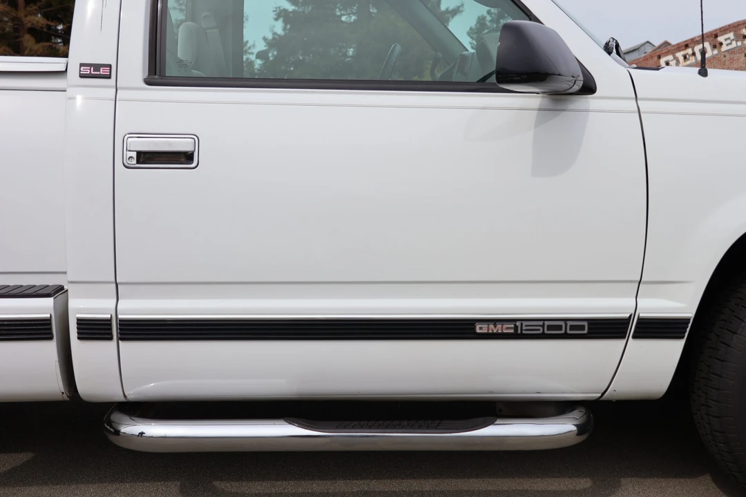 1997 GMC Sierra 1st Gen - Image 25 of 31