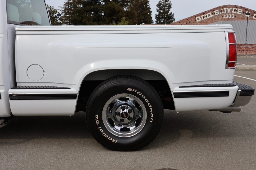 1997 GMC Sierra 1st Gen - Image 19 of 31