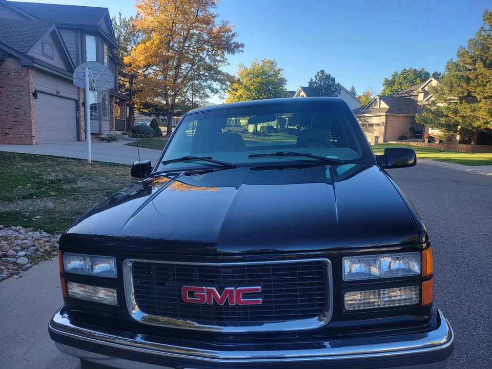1997 GMC Sierra 1st Gen - Image 2 of 31
