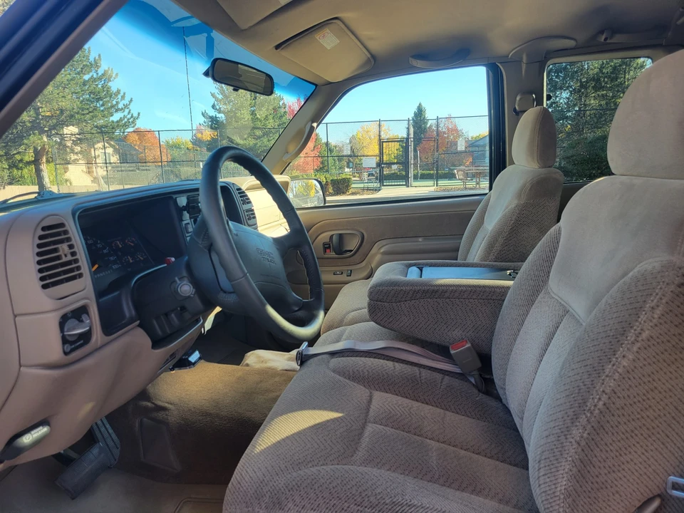 1997 GMC Sierra 1st Gen - Image 27 of 31