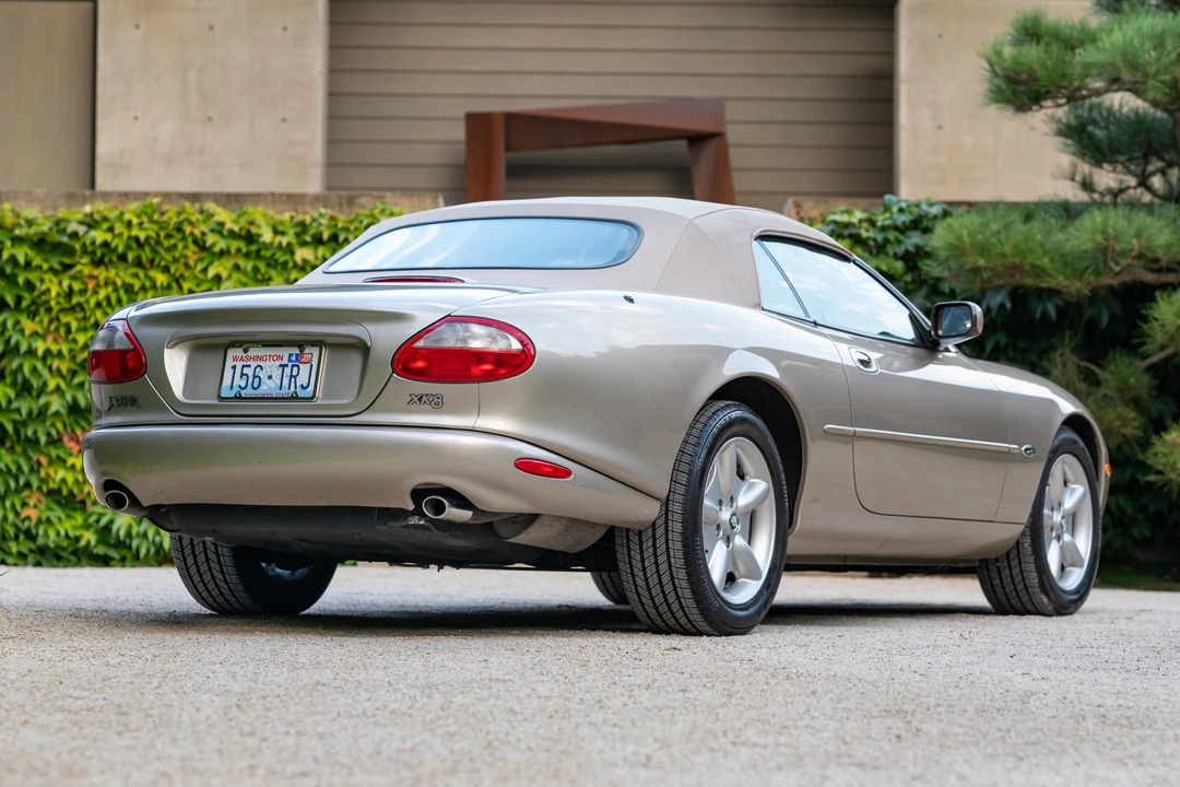 1997 Jaguar X100 XK8 - Image 15 of 31