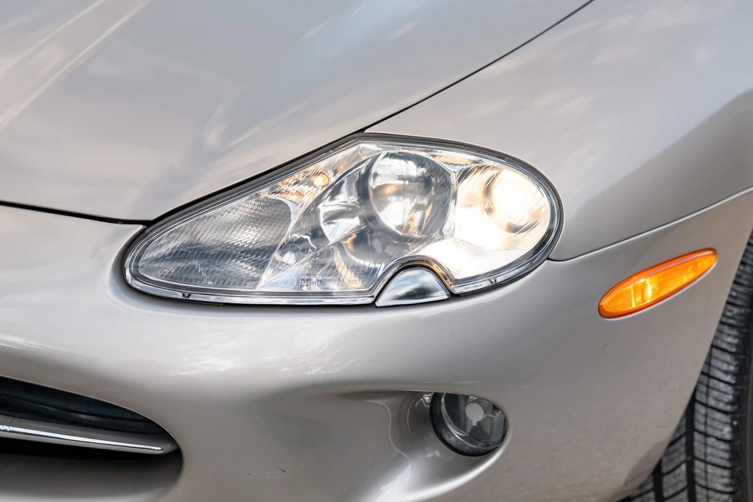 1997 Jaguar X100 XK8 - Image 23 of 31