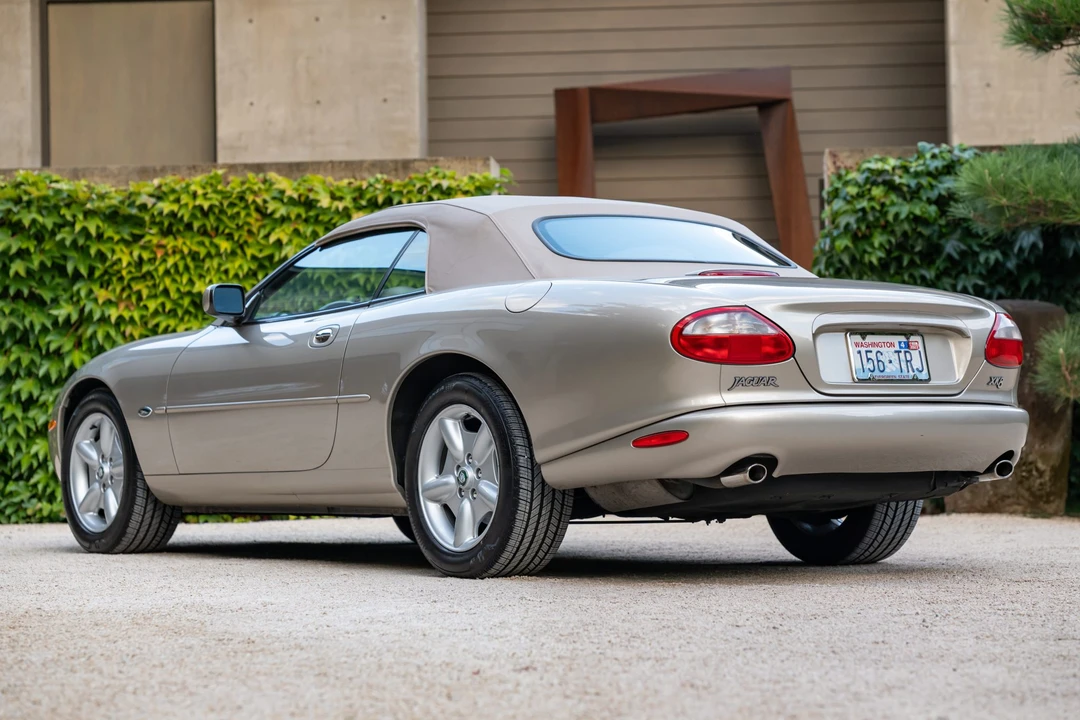 1997 Jaguar X100 XK8 - Image 17 of 31