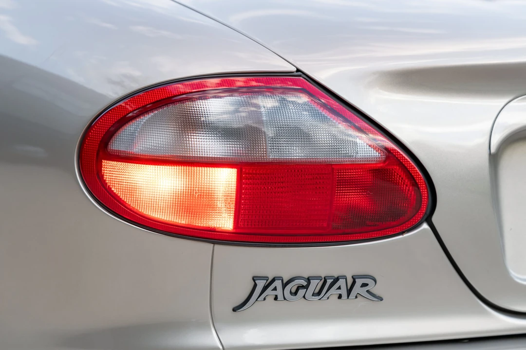 1997 Jaguar X100 XK8 - Image 29 of 31