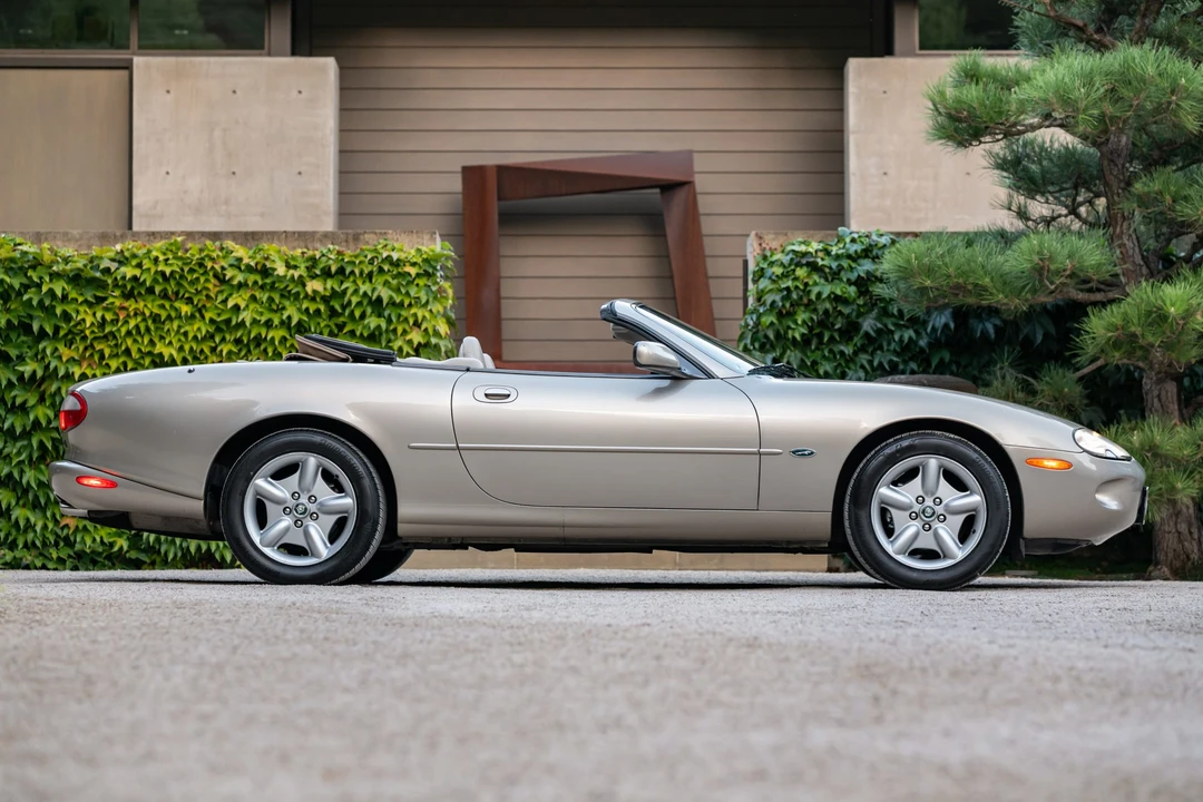 1997 Jaguar X100 XK8 - Image 5 of 31