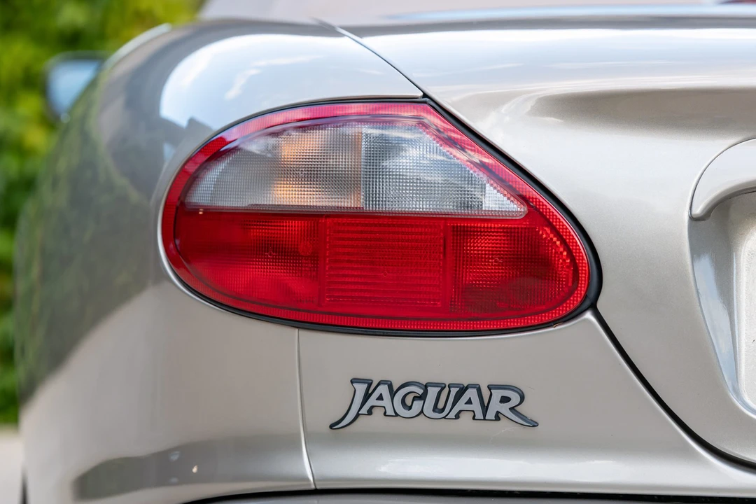 1997 Jaguar X100 XK8 - Image 30 of 31