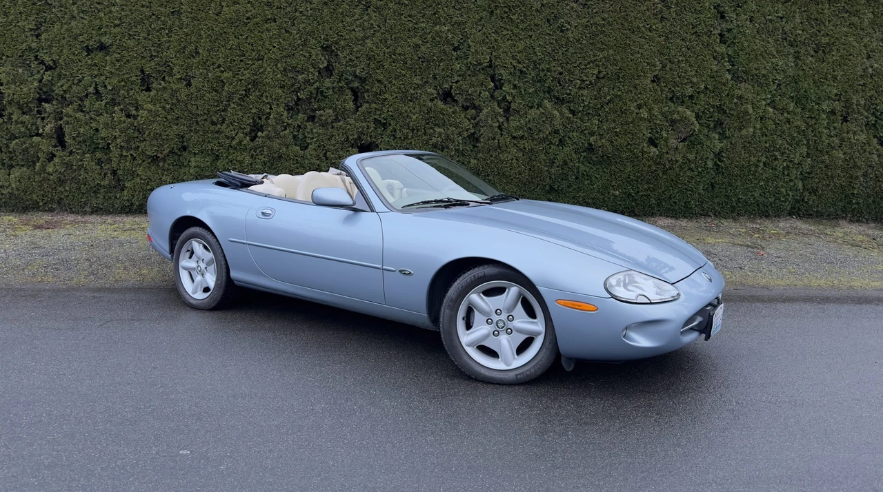 1997 Jaguar X100 XK8 - Image 25 of 31
