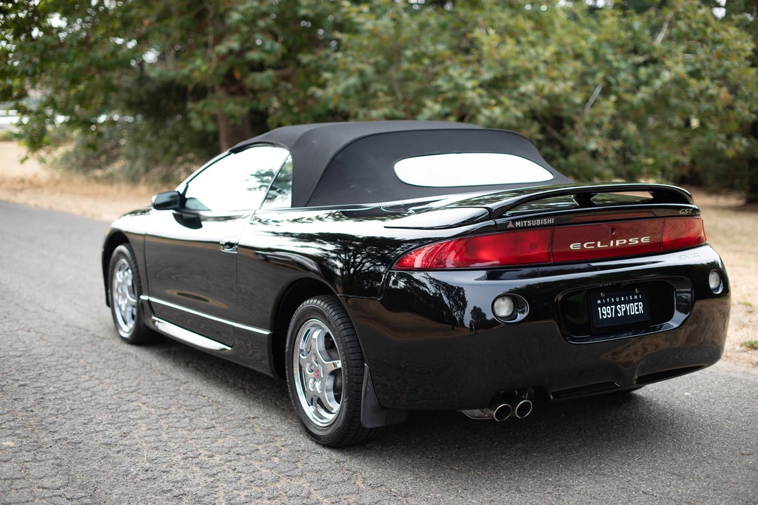 1997 Mitsubishi Eclipse 2nd Gen - Image 24 of 31