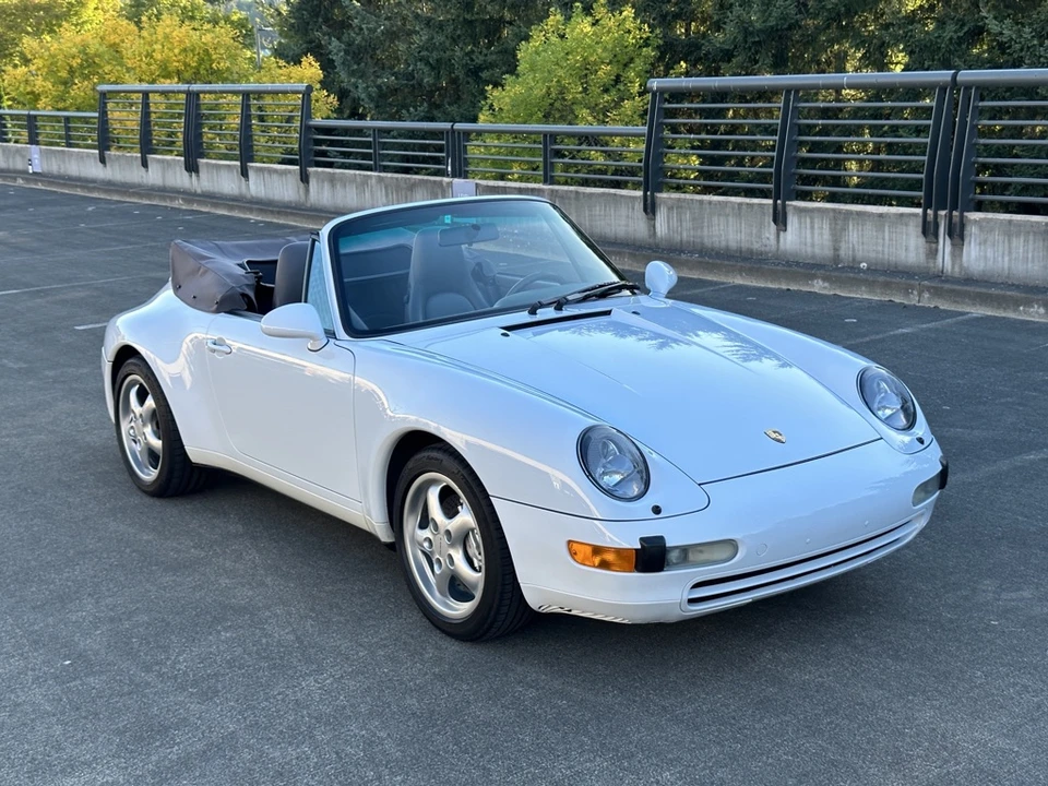 1997 Porsche 993 Carrera 4 - Image 19 of 31