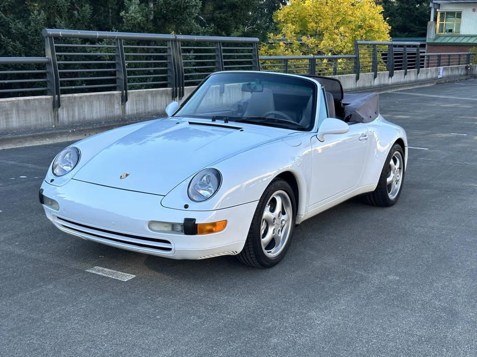 1997 Porsche 993 Carrera 4 - Image 8 of 31