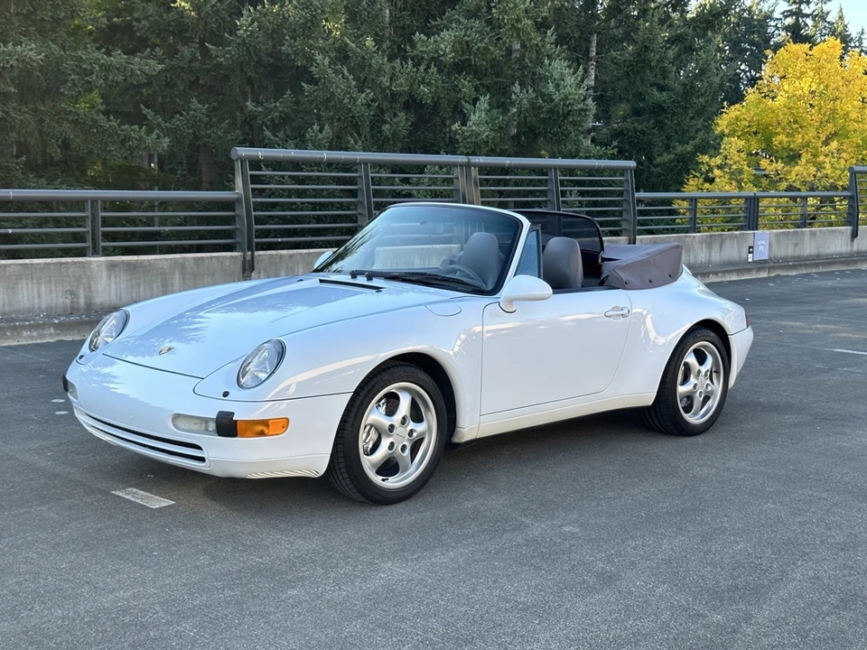 1997 Porsche 993 Carrera 4 - Image 5 of 31