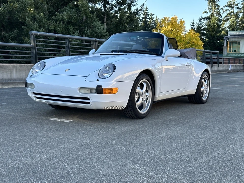 1997 Porsche 993 Carrera 4 - Image 7 of 31