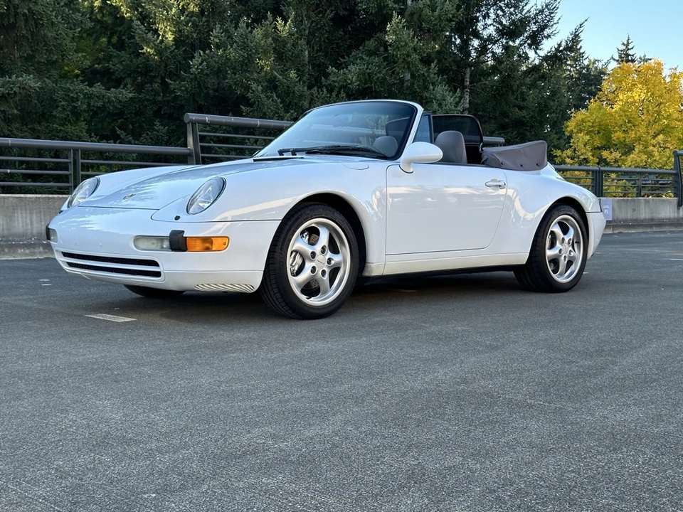 1997 Porsche 993 Carrera 4 - Image 4 of 31
