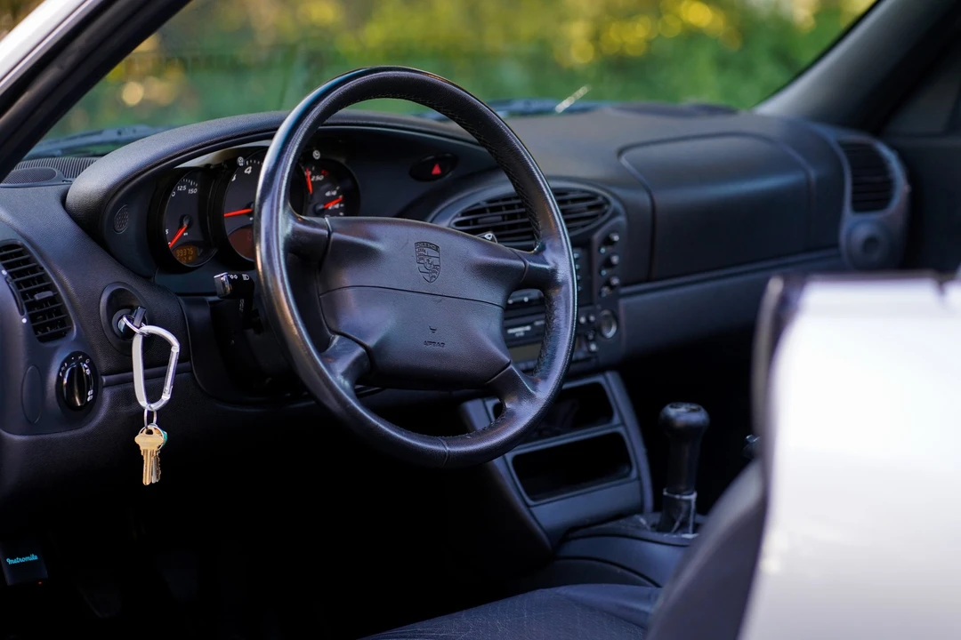 1997 Porsche 986 Boxster - Image 25 of 31