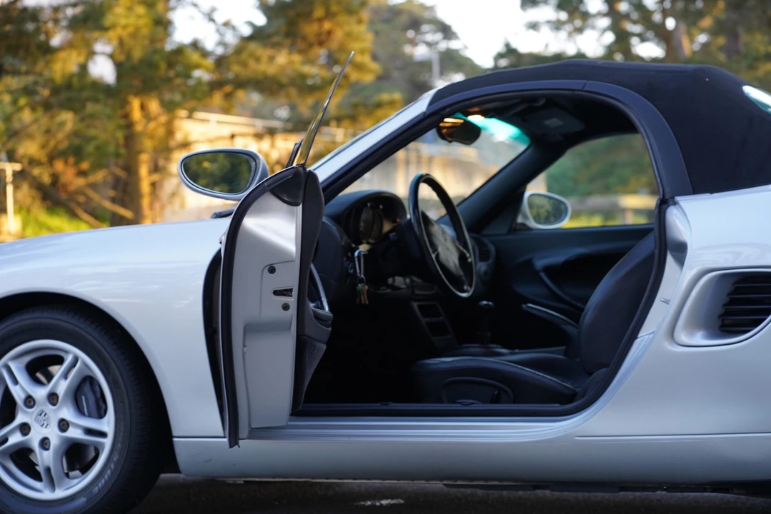1997 Porsche 986 Boxster - Image 18 of 31