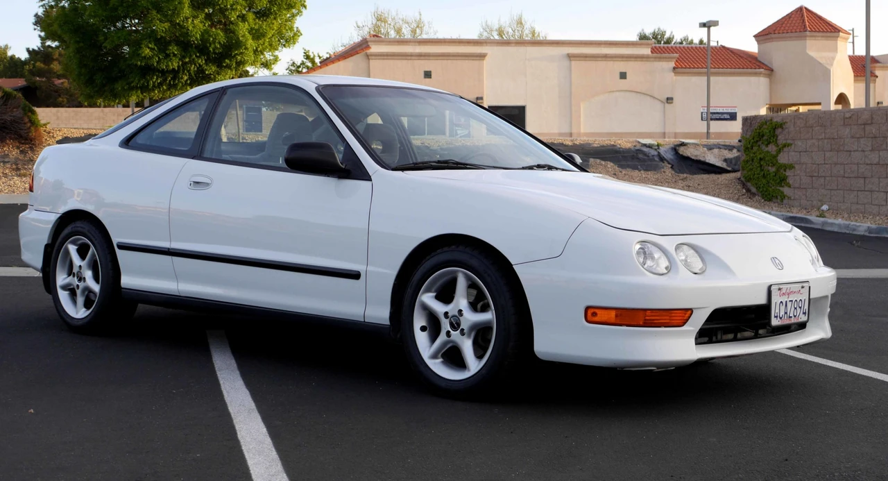 1998 Acura Integra 3rd Gen - Image 2 of 31