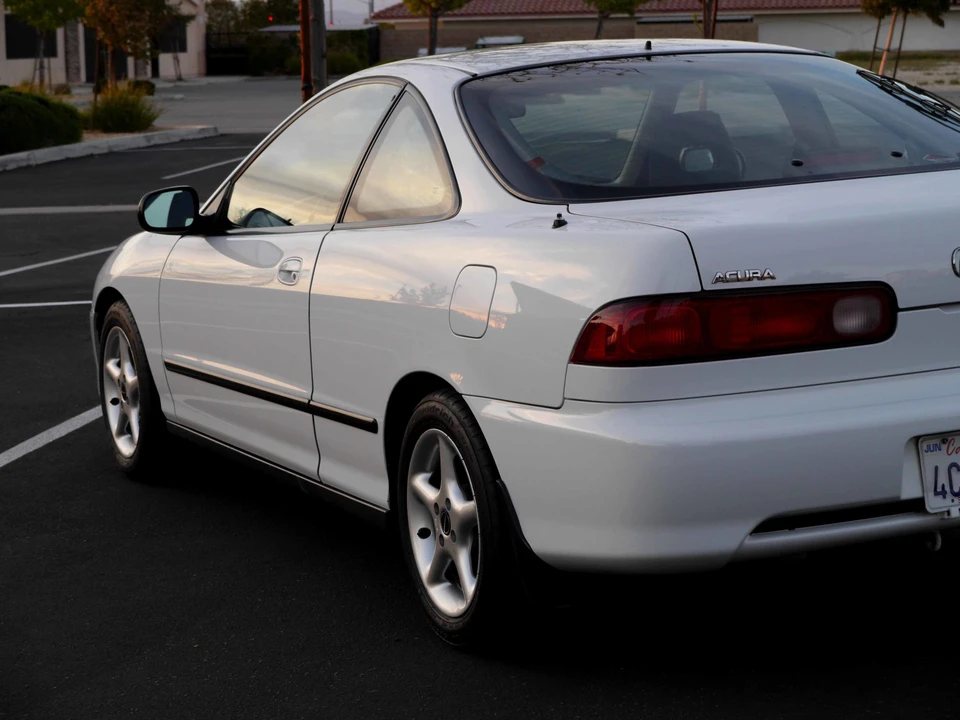 1998 Acura Integra 3rd Gen - Image 12 of 31