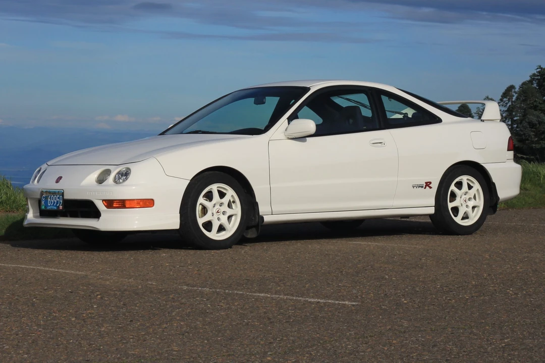 1998 Acura Integra Type R 3rd Gen - Image 13 of 31