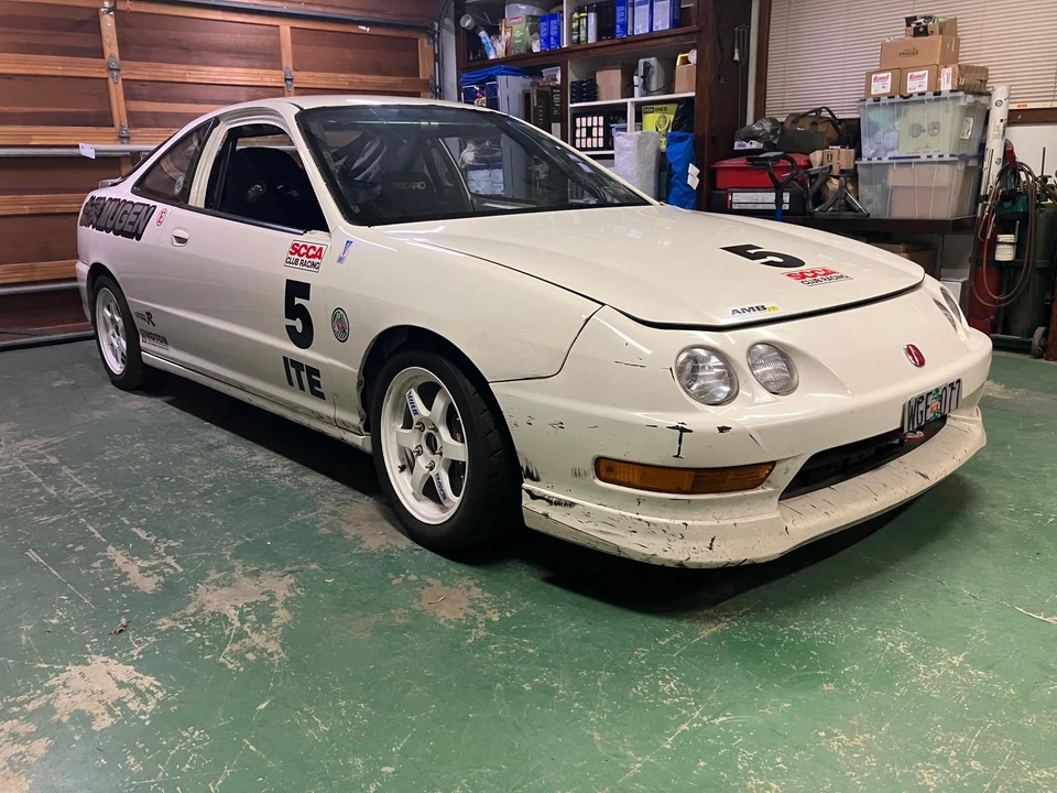 1998 Acura Integra Type R 3rd Gen - Image 5 of 31