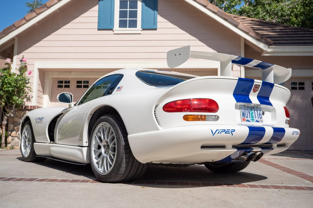 1998 Dodge Viper GTS 2nd Gen - Image 22 of 31