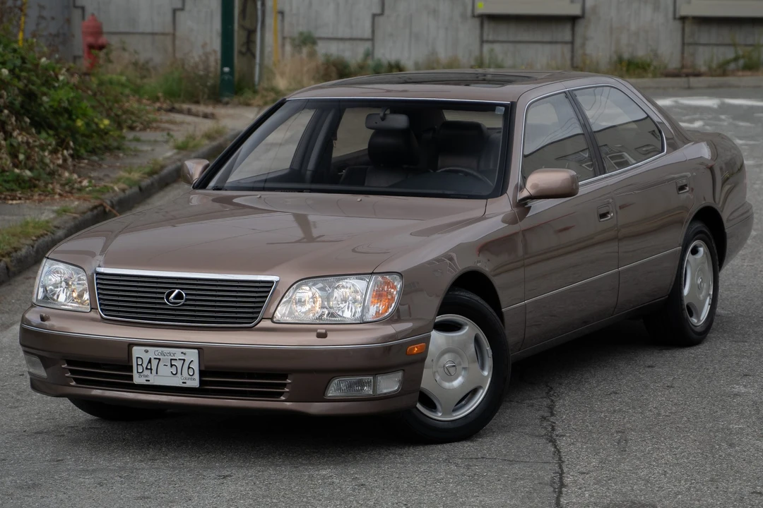 1998 Lexus LS 2nd Gen - Image 2 of 31