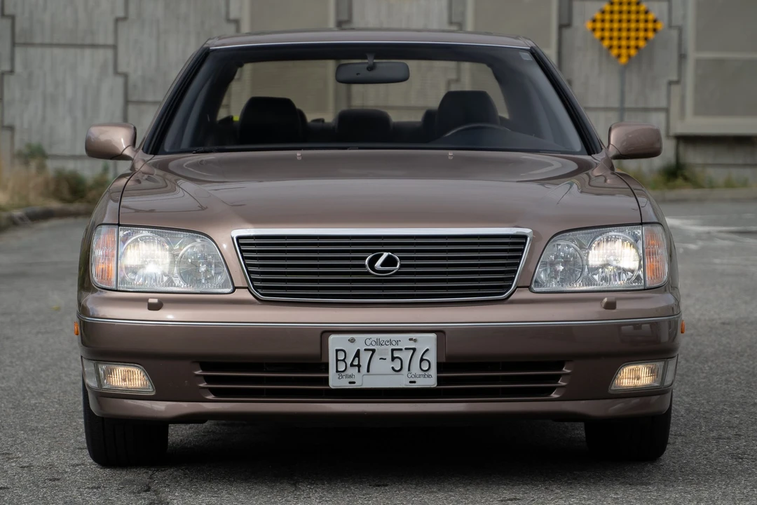 1998 Lexus LS 2nd Gen - Image 29 of 31