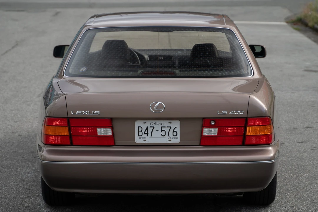 1998 Lexus LS 2nd Gen - Image 14 of 31
