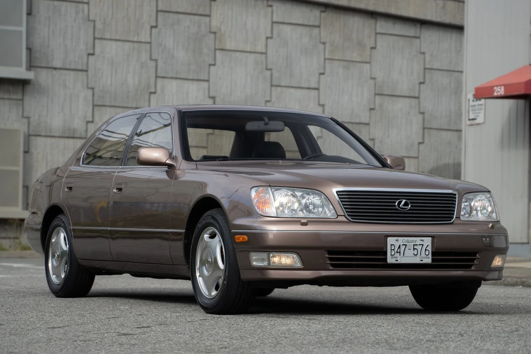 1998 Lexus LS 2nd Gen - Image 26 of 31