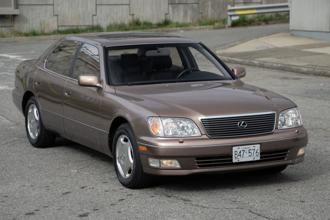 1998 Lexus LS 2nd Gen - Image 25 of 31