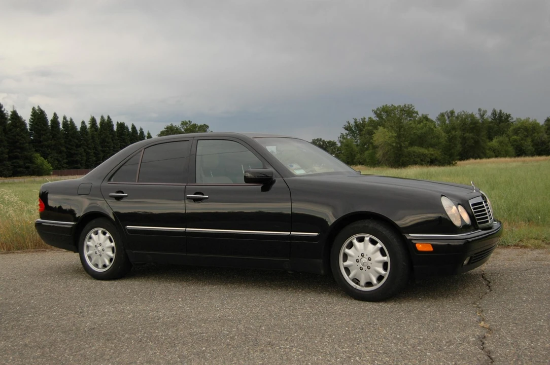 1998 Mercedes-Benz W210 E-Class - Image 14 of 31