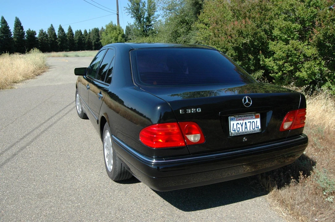 1998 Mercedes-Benz W210 E-Class - Image 8 of 31
