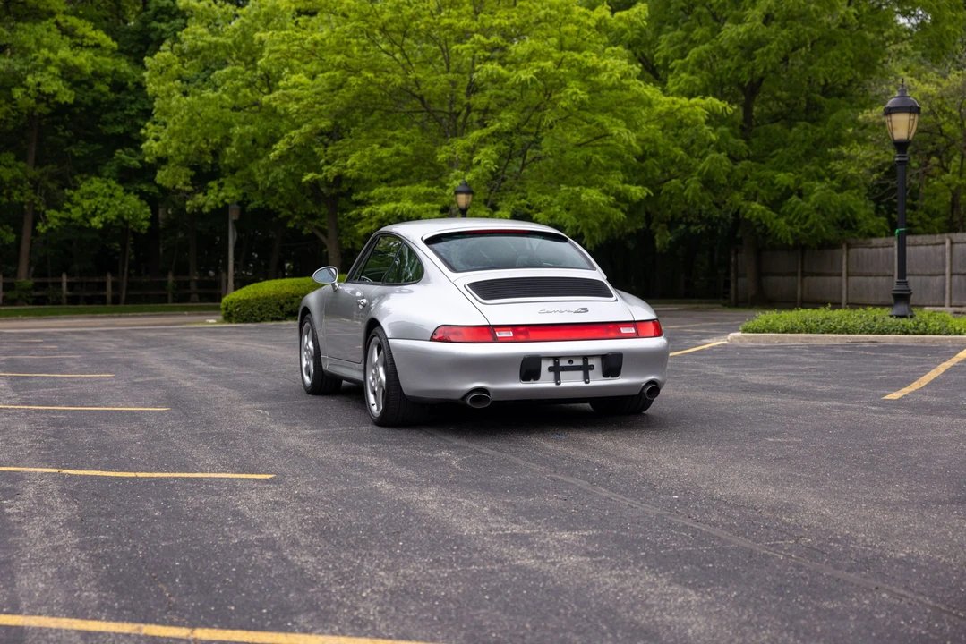 1998 Porsche 993 Carrera 4S - Image 9 of 31