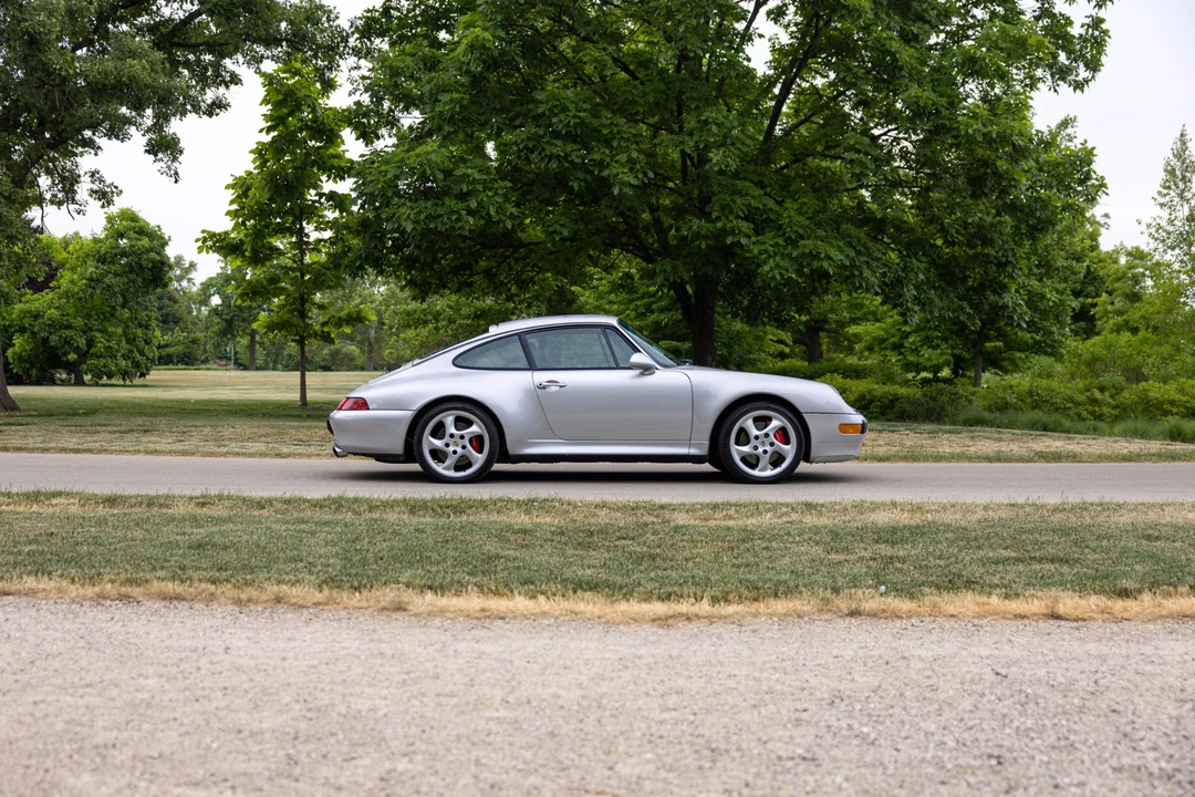1998 Porsche 993 Carrera 4S - Image 25 of 31