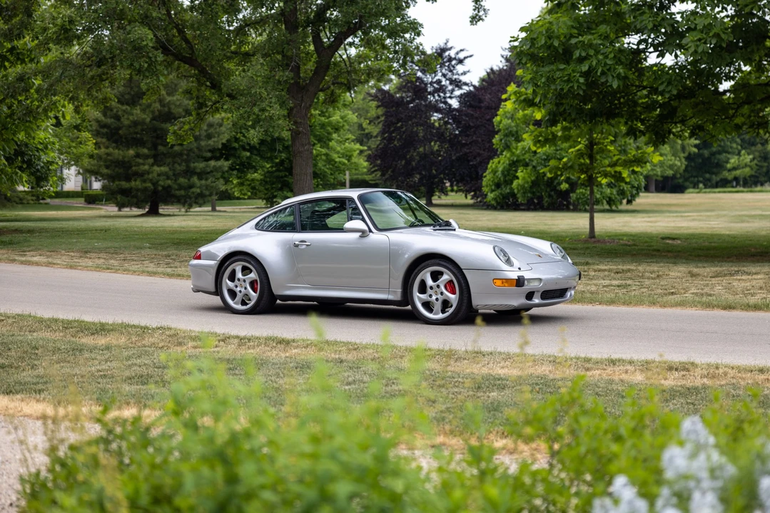 1998 Porsche 993 Carrera 4S - Image 26 of 31