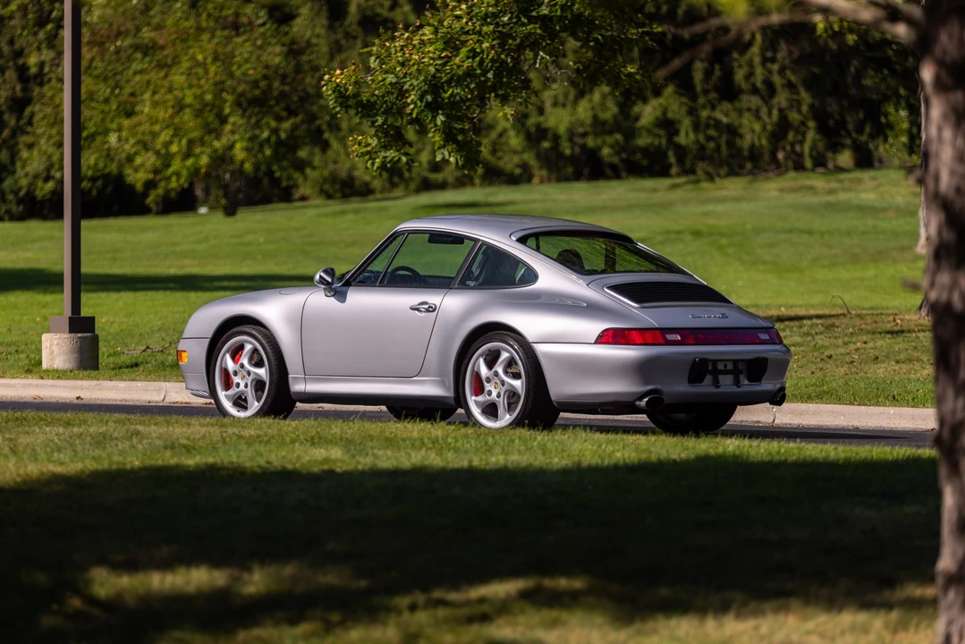 1998 Porsche 993 Carrera 4S - Image 13 of 31