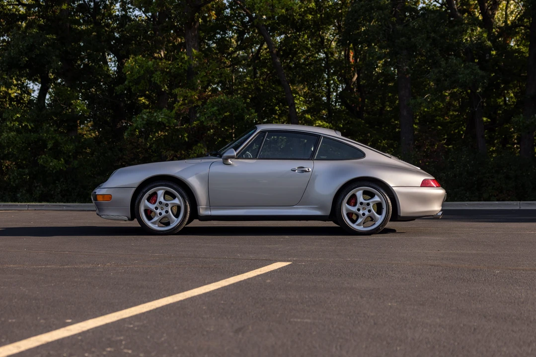 1998 Porsche 993 Carrera 4S - Image 26 of 31