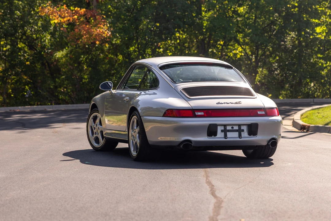 1998 Porsche 993 Carrera 4S - Image 16 of 31