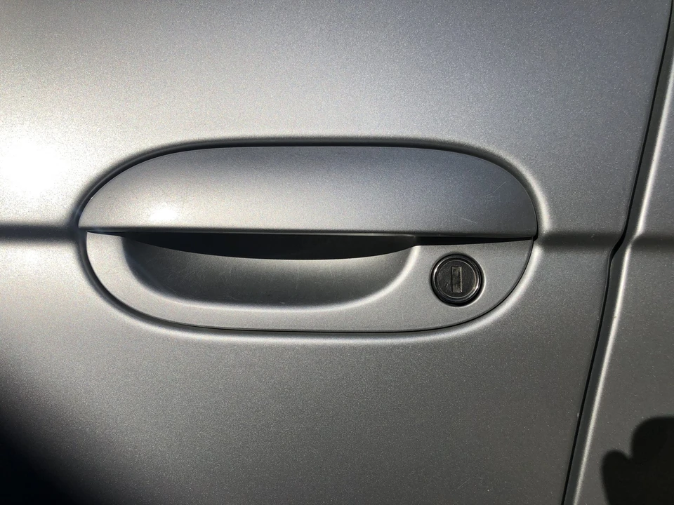 1999 BMW E39 540i - Image 25 of 31