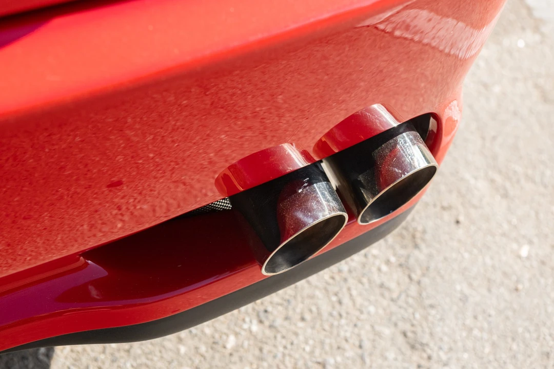 1999 Ferrari 550 Maranello - Image 18 of 31