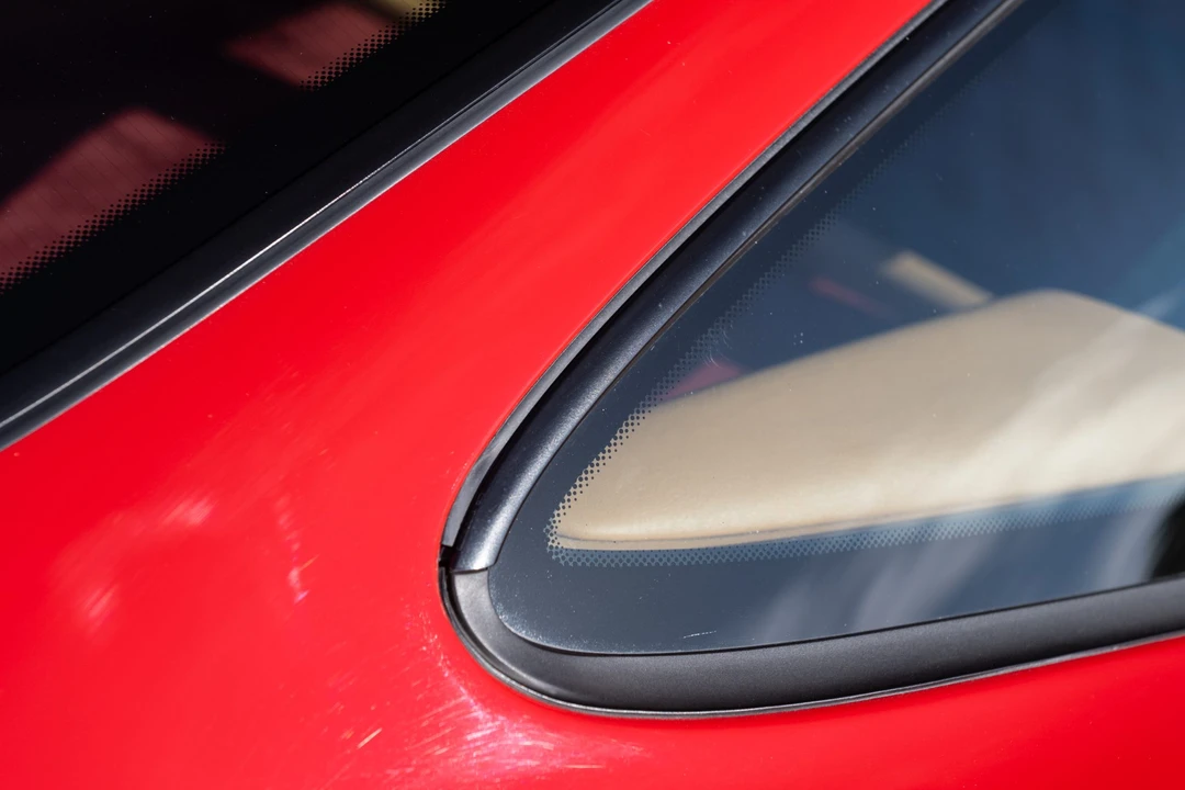 1999 Ferrari 550 Maranello - Image 23 of 31