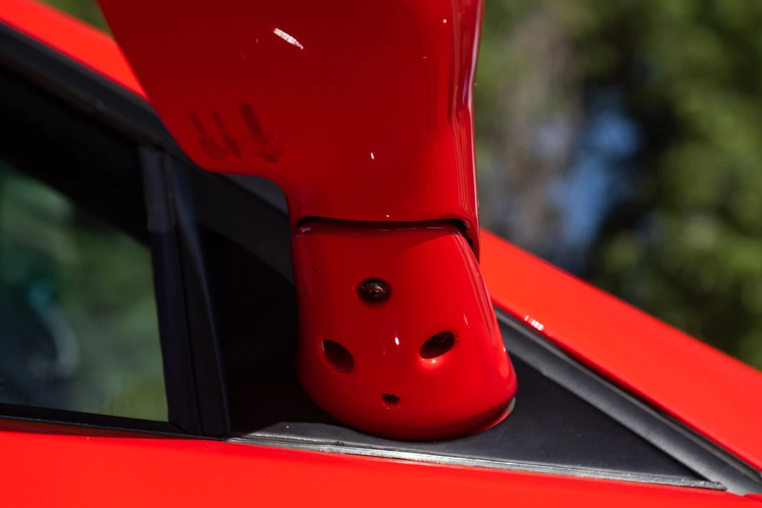 1999 Ferrari 550 Maranello - Image 26 of 31