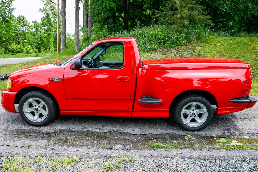 1999 Ford - Image 8 of 31