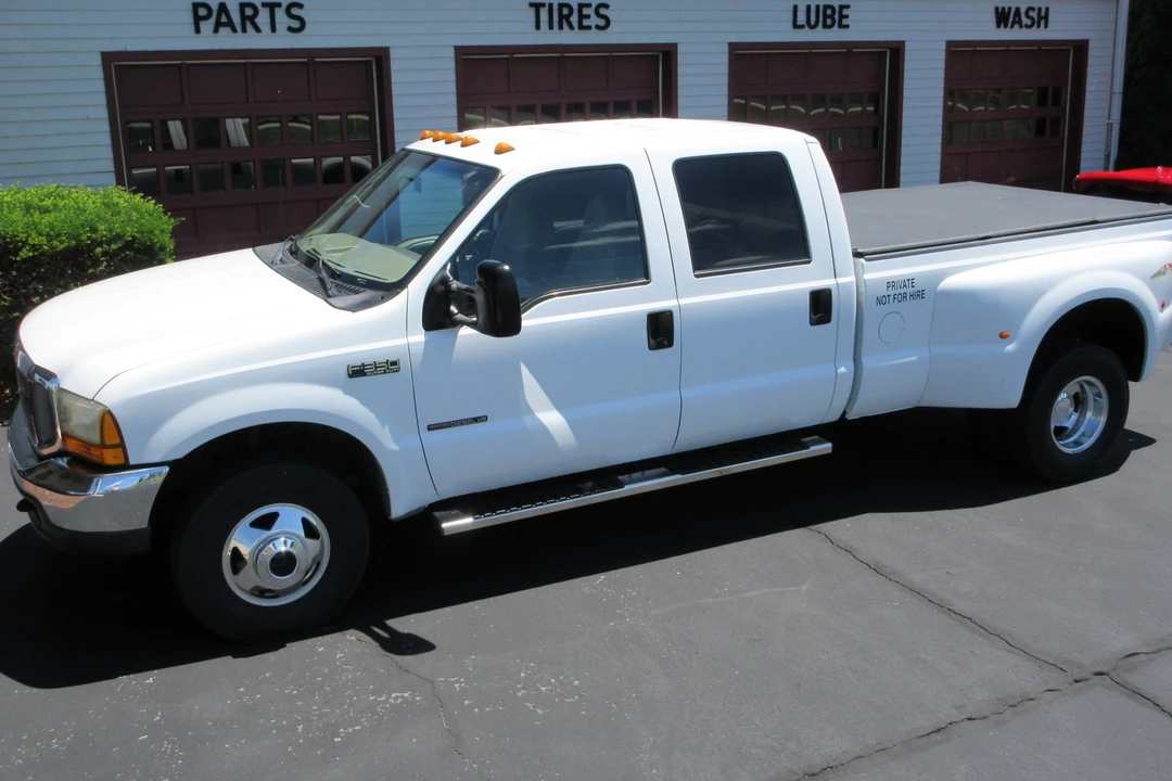 1999 Ford Super Duty 1st Gen - Image 11 of 31