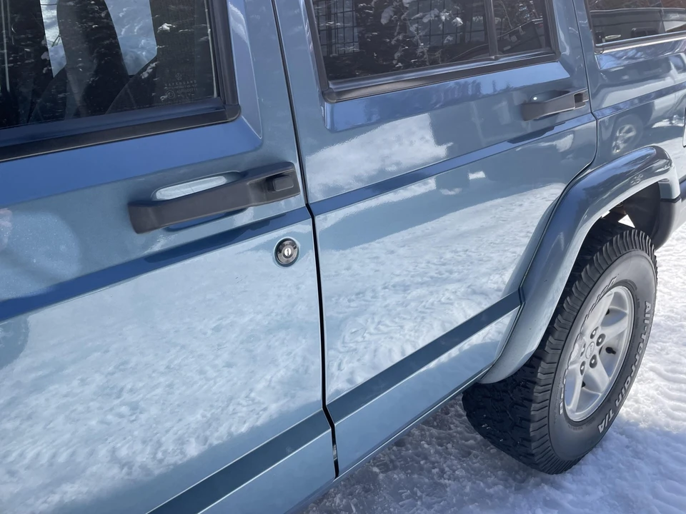 1999 Jeep XJ Cherokee - Image 17 of 31
