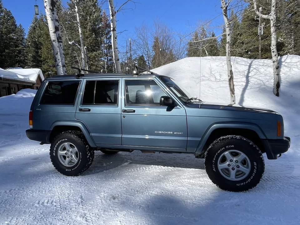 1999 Jeep XJ Cherokee - Image 7 of 31