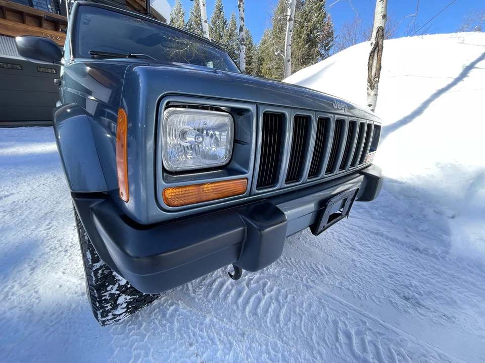 1999 Jeep XJ Cherokee - Image 11 of 31