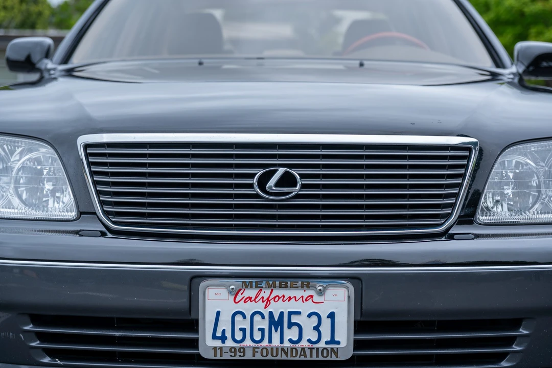 1999 Lexus LS 2nd Gen - Image 15 of 31