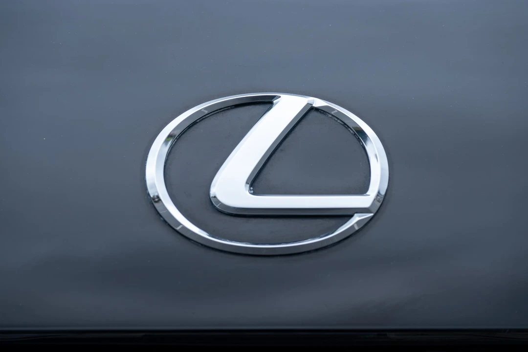 1999 Lexus LS 2nd Gen - Image 21 of 31