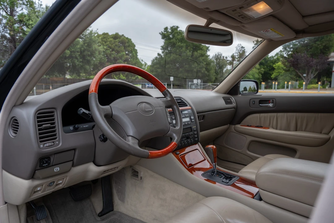 1999 Lexus LS 2nd Gen - Image 31 of 31